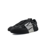 ［上新］vt华伦天奴运动鞋黑白色松紧带
Size：38-45码