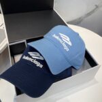 Balenciaga Balenciaga baseball cap. My family has already mastered Balenciaga's craftsmanship, which is sure to be a hit. Balenciaga's new washed cotton baseball cap is a must-haveHeavy industry craftsmanship, double B letter logo, innovative and fashionable trendy styleExclusive physical shooting for both men and women, adjustable for both genders - Image 9