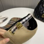 Comes with dust bagBurberry 3D embroidery, original baseball cap hot selling item at the counter, pure cotton lining, lightweight and breathable. Perfect design, precise and accurate grid alignment, original factory quality, exclusive physical shooting, suitable for both men and women! - Image 3