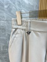 ❤️ Prada/Prada 2025 Autumn/Winter New Products with Three Standards Complete Casual Pants Good Products Don't Need Too Much Introduction Look at Details Counter Size: M-4XL 175/140 Upper Body L - Image 4
