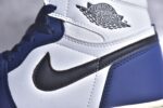 ▪细节鉴定
乔丹 Air Jordan 1 Retro High AJ1乔丹一代高帮经典复古文化休闲运动篮球鞋 555088-009 - Image 3