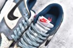 #Nk Dunk Low 熊猫恶作剧 航海时代 探浪寻 米蓝黑 低帮休闲板鞋 DD1391-400
#配色整体围绕熊猫恶作剧航海时代主题设计，鞋身整体采用专属颜料重新喷涂。特殊原创设计图标涂鸦装饰，添加潮流元素效果喷涂点缀。
尺码：40 40.5 41 42 42.5 43 44 44.5 45 46 - Image 9