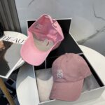 防尘袋
👒罗意威👒LOEWE新款原标设计棒球帽🧢质感超好，外部线条定位标准，做工精细，简约大气低价走量！ - Image 4