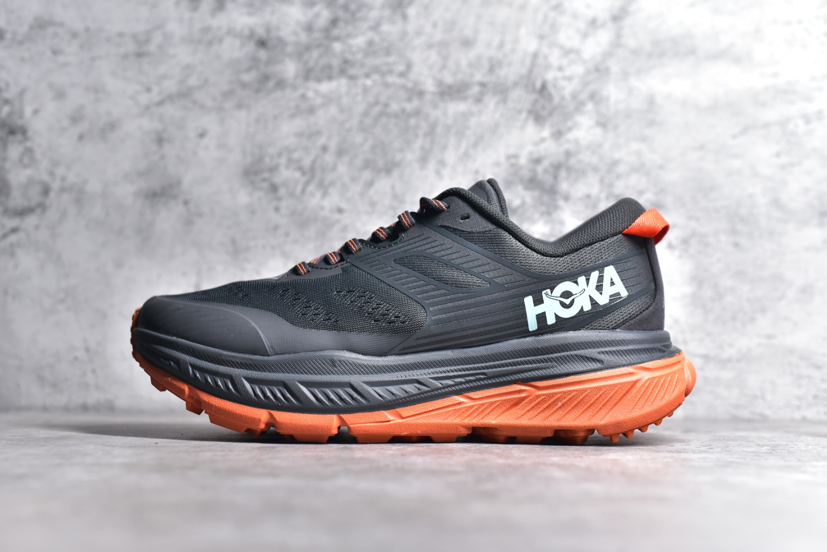 Hoka M Stinson ATR 6低帮厚底轻量户外运动鞋 同源原厂eVent机能透气针织鞋面 原装轻量化材料Fresh Foam超轻量中底全部用料过3C认证 滚动平衡科技减少33%能量消耗 
Size ：36-46