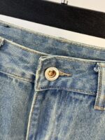 [Dior Jeans | Classic Denim, Embossed with Luxury DNA] When streetwear meets haute couture, a pair of jeans can become a badge of status.
Deconstructing the language of denim with centuries-old craftsmanship, Dior infuses every inch of fabric with a modern attitude and luxurious details, making everyday wear a silent declaration of taste.
✨ A pair of jeans is an attitude, and a legacy.
It's not just a wardrobe essential, but also an interpretation of the brand's spirit—
"From suitcases to jeans, we have always defined the boundaries of luxury with the ultimate craftsmanship."
Sizes: 28-42 - Image 5