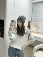 罗意威loewe官网经典款针织帽！小红书热卖爆款！穿搭神气！男女同款，加厚更保暖，时尚流行🌸质感一流，秋冬保暖最佳名品，赶紧订购哦，跑量款 - Image 8