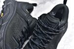 HOKA ONE ONE Tor Uitra Low 托亚潮流户外越野登山功能鞋 鞋款利用机能、户外、复古元素将都市型格与户外机能无缝结合 既能自由穿梭于城市的钢筋水泥之间 也能轻松演绎山系潮流搭配 全粒面皮革结合模压鞋口 提升持久耐穿度 直至鞋头的鞋带设计 舒适灵活的调节 搭配鞋头处HOKA ONE ONE飞翼纹饰 营造了个性十足的张扬气场 Tor Ultra 配备 Vibram® 鞋底与 EVA 和RMAT® 中底 给穿著者最佳的抓地力及舒适性 另外中底的金属摇杆可稳定脚部行程 当走过崎岖山路时依然让脚部得到平稳的感觉 而整对鞋以皮革和耐用尼龙布材打造 与坚固的鞋底相结合，可以牢固地支撑脚部和脚踝 另外外层搭载的Event技术 保持鞋履防水以及鞋内透气作用 
尺码：36 36.5 37.5 38 38.5 39 40 40.5 41 42 42.5 43 44 45 46 - Image 9