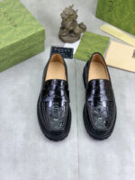 Gucci leather shoes, loafers - Image 2