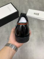 Gucci leather shoes, loafers - Image 8