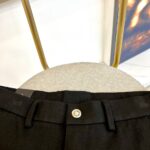 Vers Versace and SS Autumn/Winter New Men's Business Plush Thick Casual Pants, Platinum level Perfect Appearance, Directly Entering the Counter Nature, Extremely Unbeatable Micro Elastic Fabric Casual Pants, is a rare item in the industry in recent years. The quality, craftsmanship, fabric, and accessories subvert imagination, and the details are exquisite and exquisite. Customized original elastic cotton fabric! Creating a rebellious and tough personality color, the unique logo adds a lot of points, clever and exquisite, and the cutting and design continue the modern simplicity and efficiency of Italian style, bringing the tone of fashion aesthetics to the extreme. 29-38 None 35.37 (please indicate waist circumference when placing an order) - Image 3
