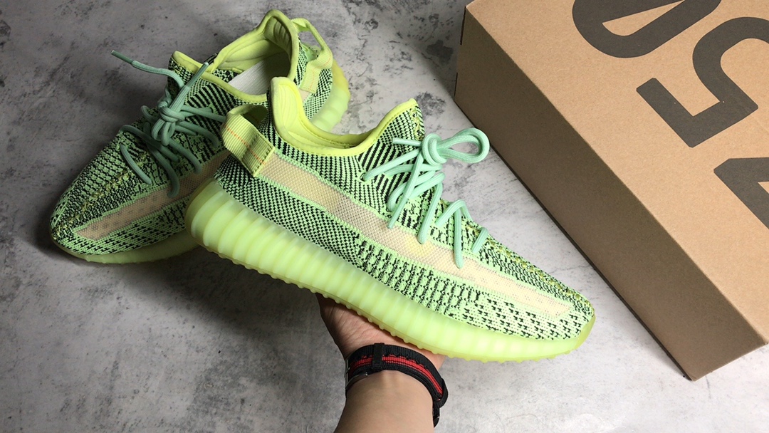 ▪️独家纯原 
新批次 Yeezy 350V2 原鞋开模完美打造