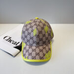 Gucci baseball cap ♥️ GUCCI 🧢 New products on the official website, baseball caps, with high quality from the original order, are on the rise 🔥🎩  The craftsmanship is very exquisite, high-end, and classy! Low profile luxury, easy to carry! Run volume!