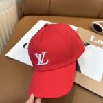 路易威登棒球帽LouisVuitton👒😍新款LV棒球帽，重工打造♥完美刺绣，高端大气，百搭款🤗男女通用！ - Image 2