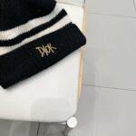 Dior迪奥小众条纹秋冬保暖毛线帽女2025新款显脸小撞色针织帽时尚冷帽 - Image 6