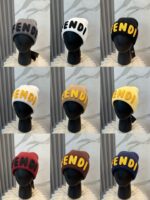 Fendi FENDI Knitted Hat 😘 😱 Simple and elegant 👍  The tight knitting method is very thick, soft and comfortable 🙈 Warm and stylish ❤️ can't bear to put it down 👍 Dear, hurry up and get it 👍😘 Same gender design! - Image 9