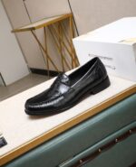 Gucci leather shoes, loafers - Image 6