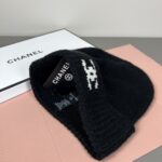 Chanel官网品质香奈儿秋冬网红时尚博主推荐款毛线帽，小红书爆款，手感超柔软舒适的针织线帽，弹性极佳！ - Image 8