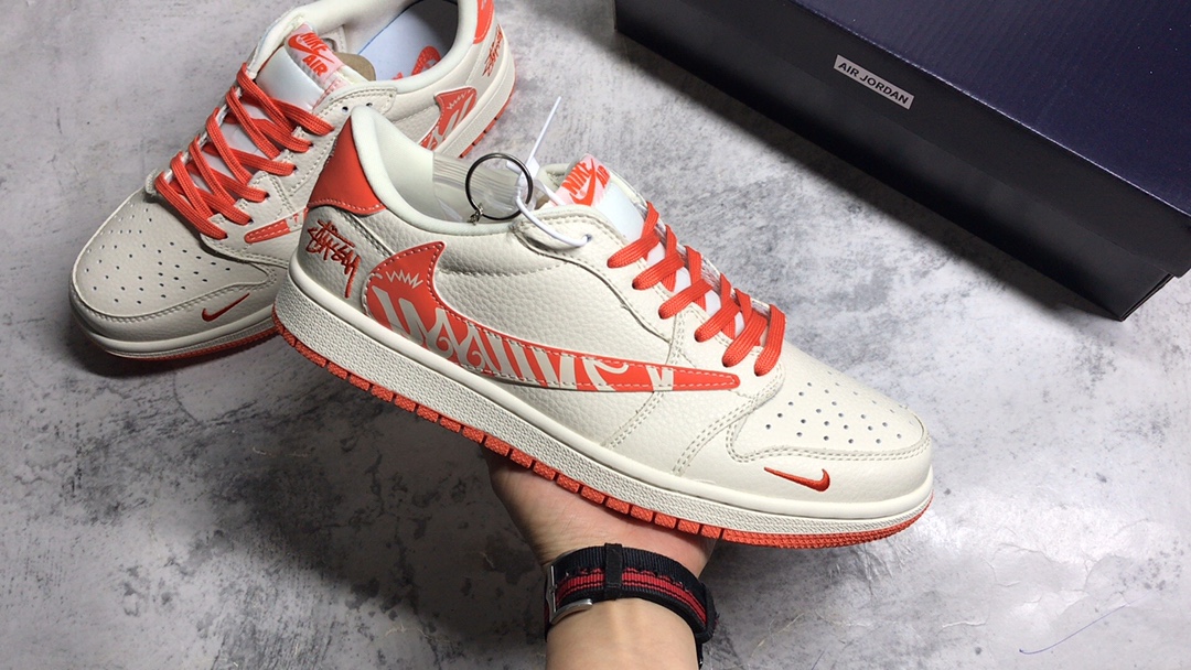 ▪公司级别
Travis Scott x Fragment Design x Air Jordan 1 Low OG SP AJ1 斯图西联名 夏日橙 低帮文化休闲板鞋