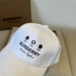 Burberry's new early spring baseball cap, simple yet fashionable, suitable for both men and women! High quality products, enjoy a sense of premium quality! - Image 2