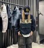 BALENCIAGA new embroidered logo baseball cap from Balenciaga, cool color scheme, with different styles for men and women to wear. The first batch will be shipped first! Paris fans must make a purchase!