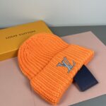 配防尘袋〈对版高品质，羊毛品质认准咯〉
路易威登LOUIS VUITTON🎩官方热卖爆款，羊毛针织毛线帽，时尚好品质高端大气，超柔软！超火爆💖质感很赞，出街超好搭配！时尚潮流！秋冬必备单品，快快入手哦！ - Image 8