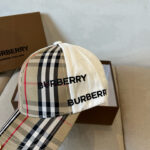 Burberry's new early spring baseball cap, simple yet fashionable, suitable for both men and women! High quality products, enjoy a sense of premium quality! - Image 2