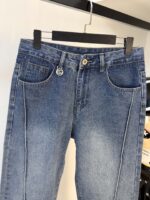 【Gucci Jeans | Classic Denim, Engraved with Luxury DNA】 When street style meets haute couture, a pair of jeans can become a badge of status.
Deconstructing the language of denim with centuries-old craftsmanship, we infuse every inch of fabric with a modern attitude and luxurious details, making everyday wear a silent declaration of taste.
✨ A pair of jeans is an attitude, and even more so, a legacy.
It's not just a wardrobe essential, but also an interpretation of the brand's spirit—
"From suitcases to jeans, we have always defined the boundaries of luxury with the ultimate craftsmanship."
Sizes: 28-42 - Image 3