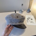 💰

Dior迪奥新款鸭舌画家帽，头围57cm - Image 5