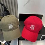 防尘袋
👒罗意威👒LOEWE新款原标设计棒球帽🧢质感超好，外部线条定位标准，做工精细，简约大气低价走量！ - Image 5