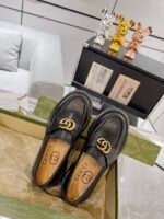 Gucci leather shoes, loafers - Image 6