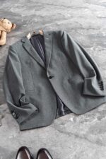 New# two ⃣ Dior Business Set # 【 Suit 】 ➕ A proper suit holds a significant position in the hearts of many people, whether it's for elite workplaces or other formal occasions. Wearing a suit when you're hesitant is a good choice. In the trend of increasingly pursuing customization and personal fashion, the cutting of suits is no longer just about cutting well and shaping neatly. It is more about having a unique design sense while ensuring that the suit has a proper fit, making the wearer the center of attention in an instant. At the same time, suits are different from other clothing, and there is no clear seasonal division, which indicates that suits can be worn at any time.A traditional basic silhouette suit set, with a moderately trimmed waist, creates a naturally slimming waist shape, easily creating a free and casual streamlined version. But in a situation where the styles are vastly different, in order to stand out and become a suit that combines fashion and wearability, having a crisp style alone is not enough. Special textures and fabric textures can make the suit stand out. Simplicity and grandeur are achieved with extreme attention to detail. The stable and classic flat collar has been ironed and shaped multiple times, resulting in a consistently firm and non deformable collar surface. The iconic embroidery features this design 🐝 logo! Even the simple embroidery is depicted very well, which is enough to show the brand's profound skill in handling details! The fine hair fibers on the surface of the fabric create a more comfortable texture, without pilling or shedding, making it easy for daily wear and maintenance. Naturally presenting a variety of colorful grid textures, forming a unique flower pattern! The matching suit pants have a crisp silhouette, and with fine plaid patterns, you can transform into long pants in minutes! Extremely excellent detail portrayal combined with highly stylized fabrics, the fashionable effect on the back of the body fully showcases the British gentleman!!!Exquisite craftsmanship and square patterns are standard elements that make up a high-quality suit. A sophisticated suit can not only become your most important partner in the workplace, but also allow you to gracefully navigate various social occasions. Suits are different from other categories of clothing. Apart from some particularly functional fabrics, they can complement other clothing throughout the year. However, in the situation of vastly different styles, in order to make a fashionable and introverted suit that stands out, one can only focus on the essence of the fabric.The traditional basic slim fit silhouette suit jacket, with a moderate amount of decoration at the waist, creates a casual and practical streamlined version, and regularly releases some streamlined and elegant casual suits. This set is highly textured, with a simple and elegant overall design that is both steady and classic. It also has a delicate and elegant formal style. After multiple integrations and pressing, the shape is naturally flat and three-dimensional, and the Gongzhen technique is used for secondary threading and shaping, ensuring that even with multiple layers of fabric stitching, it still has a stylish and gentlemanly collar.Putting all the focus on the essence of the fabric, the overall feel is comfortable, smooth, lightweight, and textured. Although the fabric appears thin and light, it exudes a special sense of nobility! All production materials are made of Australian Merino wool, especially skilled in fine spinning 110-140 count high-end fabrics, known worldwide for its classic and solemn design style. Many celebrities, even US presidents, choose suits for important occasions, which shows their prestigious status in the industry! The combination of unique fabrics and classic slim fit designs creates a classic and fashionable casual suit with modern urban characteristics, allowing wearers to become elegant gentlemen at any time. A proper suit holds a significant position in the hearts of many people, whether it's for elite workplaces or other formal occasions. Wearing a suit when you're hesitant is a good choice. In the trend of increasingly pursuing customization and personal fashion, the cutting of suits is no longer just about cutting well and shaping neatly. It is more about having a unique design sense while ensuring that the suit has a proper fit, making the wearer the center of attention in an instant. At the same time, suits are different from other clothing, and there is no clear seasonal division, which indicates that suits can be worn at any time.A traditional basic silhouette suit set, with a moderately trimmed waist, creates a naturally slimming waist shape, easily creating a free and casual streamlined version. But in a situation where the styles are vastly different, in order to stand out and become a suit that combines fashion and wearability, having a crisp style alone is not enough. Special textures and fabric textures can make the suit stand out. Even a small lapel pin is depicted very well, which shows the brand's profound skill in handling details!The fabric is finely spun from 20% wool, 61% polyester fiber, 16% viscose fiber, and 3% spandex. It has a soft and smooth feel, and the fine wool fibers on the surface create a more comfortable texture. It does not pill or shed, making it easy to wear and maintain in daily life. The matching suit pants have a crisp silhouette, excellent detail portrayal, and highly stylized fabric, making them look fashionable and elite gentlemen when worn!!!Sizes 46-54 (S-2XL) cannot be disassembled for saleSize recommendation (standard version):Height 175-145 pounds, try on size M to fit well - Image 2
