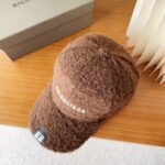 Balencia * a new Balenciaga baseball cap🧢 A simple, fashionable, super unbeatable and beautiful hat! - Image 8