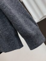 The latest fashion trend effect of the 2025 autumn and winter new knitted wool sweater long sleeved sweater, with fashionable new charm, elements and modern street style fusion, is a "heavenly official's work" with full beauty value Customer supplied knitted wool fabric! Flat series design! The touch is smooth and delicate, and the breathable and comfortable feeling is impeccable The minimalist and fashionable design comes from the latest techniques of trendy fashion, showcasing avant-garde and unique personality A must-have item for fashionistas to express the meticulous fashion atmosphere of the new season 👫 Same gender design. Size: M-3XL - Image 5