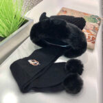 Gucci's new Korean version one-piece hat scarf, cute cycling scarf two-piece set, ear protection windproof hat, women's winter Lei Feng hat - Image 8