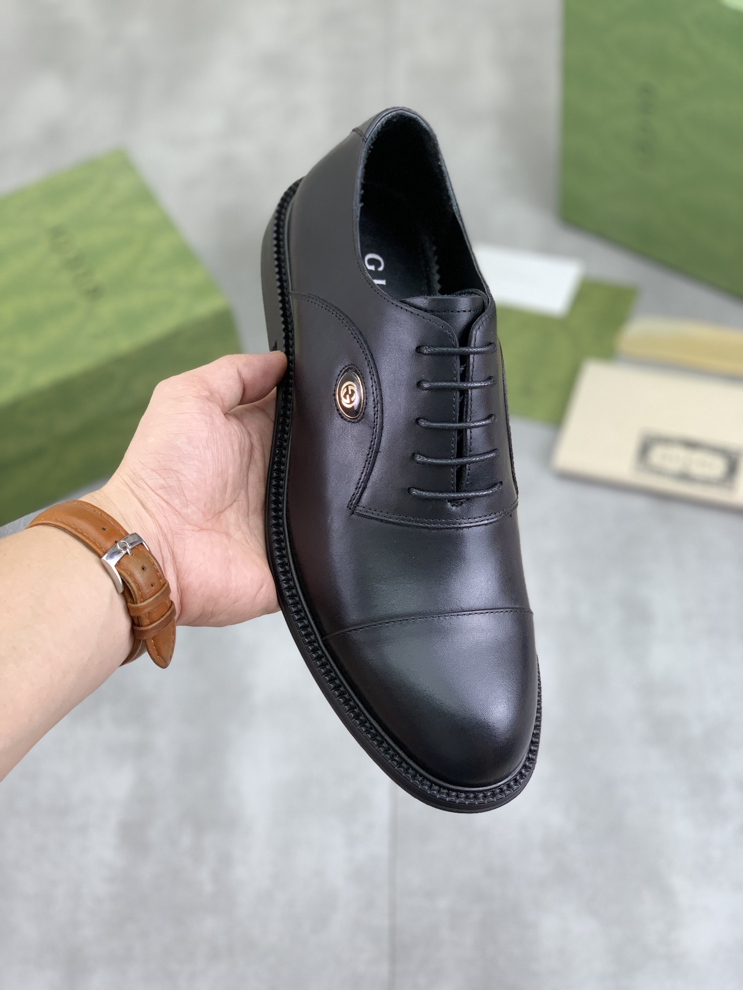 Gucci leather shoes, loafers