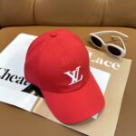 路易威登棒球帽LouisVuitton👒😍新款LV棒球帽，重工打造♥完美刺绣，高端大气，百搭款🤗男女通用！ - Image 5