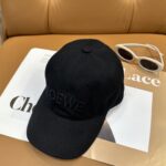 配防尘袋
👒罗意威👒LOEWE新款原版原标设计棒球帽🧢质感超好，外部线条定位标准，做工精细，简约大气低价走量！ - Image 6