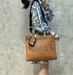 FENDl中号时髦阳光手提袋☀️2801 - Image 6