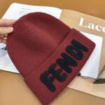 Fendi FENDI Knitted Hat 😘 😱 Simple and elegant 👍  The tight knitting method is very thick, soft and comfortable 🙈 Warm and stylish ❤️ can't bear to put it down 👍 Dear, hurry up and get it 👍😘 Same gender design! - Image 9