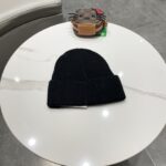 LOEWE罗意威秋冬新款毛线帽，时尚大牌 男女款通用款 - Image 7