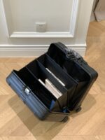 GF4343DNB

rimowa original Compact16寸商务机长箱铝镁合金拉杆行李登机箱 
电脑包铝合金 - Image 8