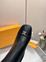 Louis Vuitton trainer boots - Image 2
