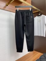 Mengkou 2025SS early autumn and winter new product, silk gloss thickened pure cotton fabric men's sports and leisure pants, a must-have type every season, an unquestionable hot selling flagship item, in line with the best color matching of the four seasons. The overall style continues the tone of SLP, integrating multiple craftsmanship aesthetics throughout, washing and aging naturally, creating a rebellious and personalized style! In terms of details, it is extremely outstanding and meticulously crafted. The entire body is made of customer supplied metal chains, which effectively demonstrates the brand identity! High quality repeated cotton fabric, excellent washing performance, impeccable! Pattern cutting perfect size M-3xL - Image 8