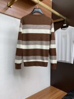 Meng Kou 2025FW Men's Autumn and Winter Sweater Business Round Neck Bottom Outer Wearing Sweater Knitted Sweater Casual Daily Wearing Item! Tailoring the upper body and customizing fabrics perfectly integrate fashion aesthetics with new urban business and leisure concepts, allowing you to choose from different styles: classic styles, timeless outerwear, unlocking versatile styles that are simple yet not simple, with details showcasing quality. I want both warmth and grace. Breaking conventions and revealing oneself. The trend is fleeting, the style remains light and comfortable, and the movement is effortless. The aura is fully open, and the must-have battle robe in the workplace leads the trend. Wearing it, you are not afraid to challenge your youthful vitality. The cost-effective choice fully interprets the Italian style of competence and outdoor functional style, creating a unique and harmonious style. The overall outline tends towards a simple style, and the personalized and elegant detail processing enriches the overall visual experience. Excellent high attendance rate for wardrobe business and leisure! Encountered but not sought after! 50-58 (L-4xL) (Please report height and weight when placing an order) - Image 10