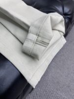 The new customized five bag casual trousers for BC 2025 spring and summer counters are cleanly cut, with a strong urban style. They are made of high-end spun fabric with a soft, sticky and dry feel, and have a crisp and stylish upper effect. Exquisite hardware, very attractive for business and leisure. With so many top-notch materials, it creates a high-end product with unparalleled value, which is the first choice for high-end trendy and fashionable peopleSize: 30-38 - Image 7