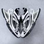 Balenciaga 巴黎世家 新款 弹簧鞋 增高 高跟 老爹鞋 运动鞋 复古做旧老爹鞋 Balenciaga X-Pander 巴黎世家 官方发售 正确字体电绣 粗细、位置、大小正确侧边TPU 透气孔匹配意产原版正确气垫分离大底，TPU软底 原版一致"Balenciaga" 大底LOGO 立体感十足原厂皮料水洗做旧  采购原厂网纱
🌵Size：35-46 - Image 7