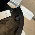 Comes with a box bag, Balenciaga classic original baseball cap, 1:1 custom mold, brand new 3D embroidery, exquisite and flawless! Original canvas fabric+top layer cowhide, meticulous workmanship, original factory quality, exclusive physical photography. - Image 8