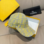 New shipment!Comes with box bag, Fendi's new original baseball cap, double F-jacquard, a perennial hot selling item at the counter, with excellent reputation. Customized 1:1 mold, original jacquard sail fabric+top layer cowhide, lightweight and breathable! Excellent quality, basic head circumference of 56, adjustable patch. - Image 3