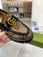 Gucci leather shoes, loafers - Image 2