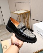 Gucci leather shoes, loafers - Image 6
